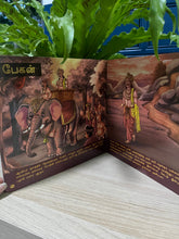 Load image into Gallery viewer, Kadaiyezhu Vallargal